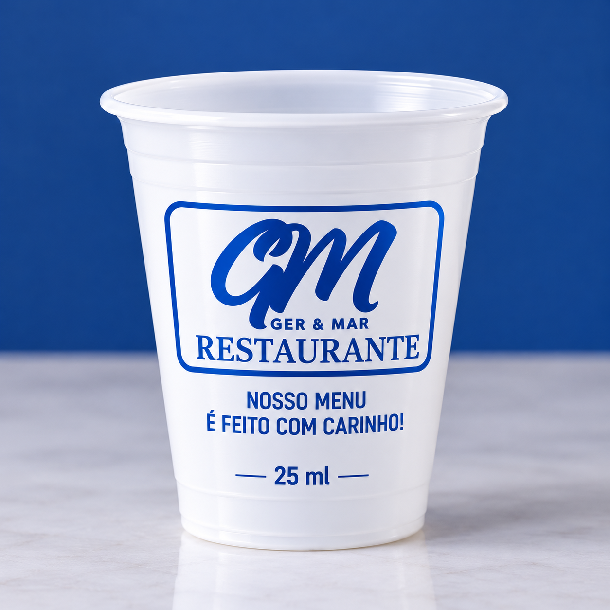 Copo plástico 